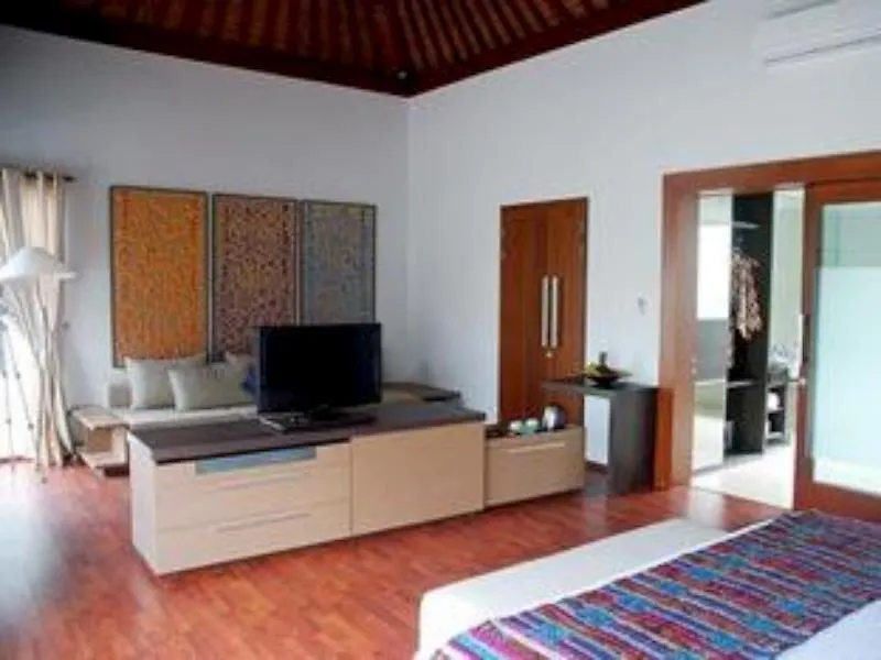 Water Edge Villa By Soscomma Pecatu Indonesien