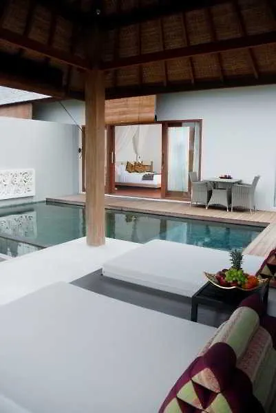 Water Edge Villa By Soscomma Pecatu