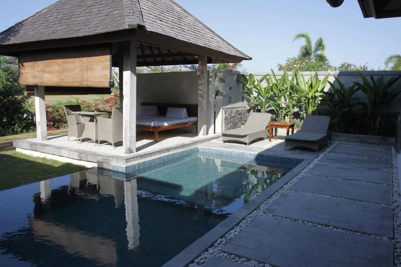 Water Edge Villa By Soscomma Pecatu Indonesien